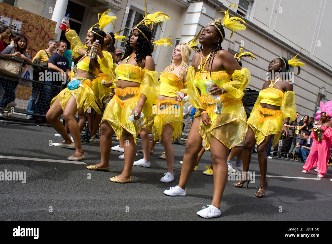 Colourful dancers at the Notting Hill Carnival 2009 Stock Photo - Alamy