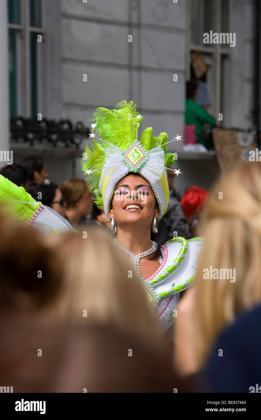 Dancer at the Notting Hill Carnival 2009 Stock Photo - Alamy