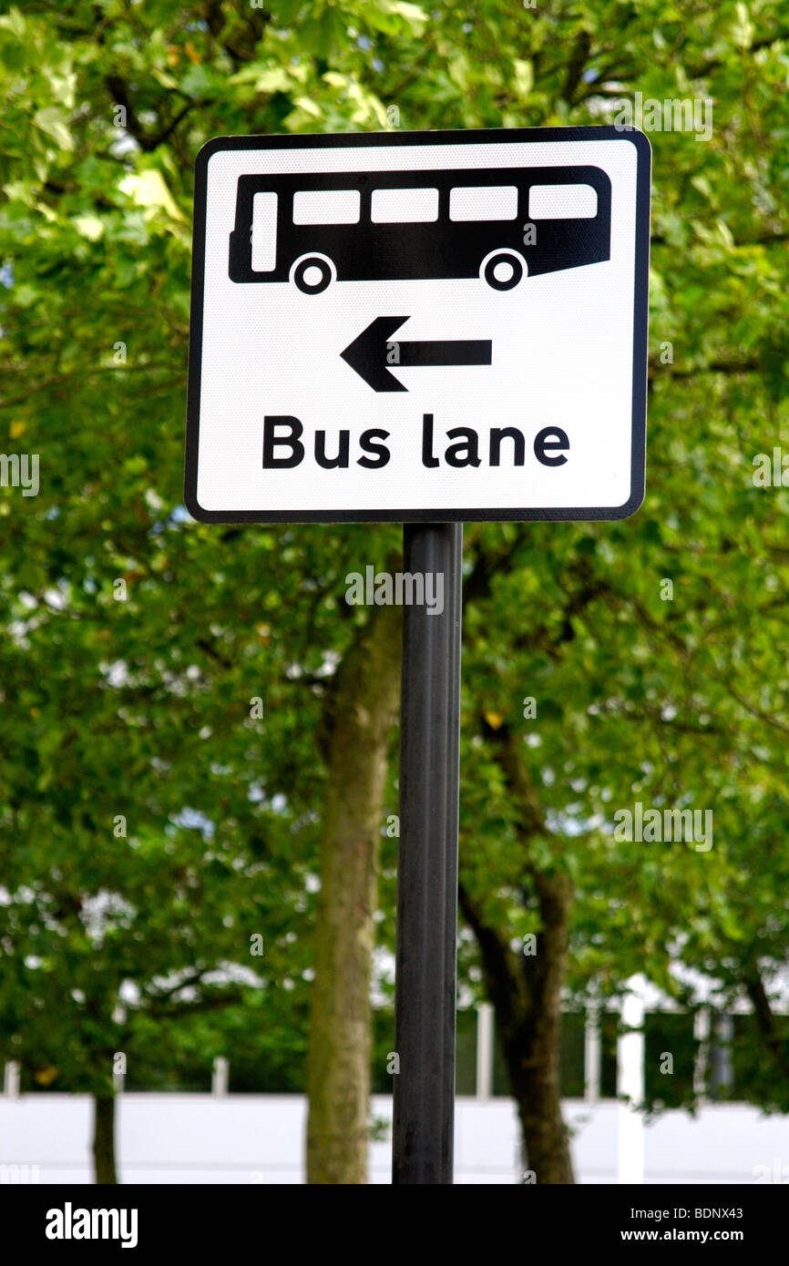 Bus lane only road sign hires stock photography and images Alamy