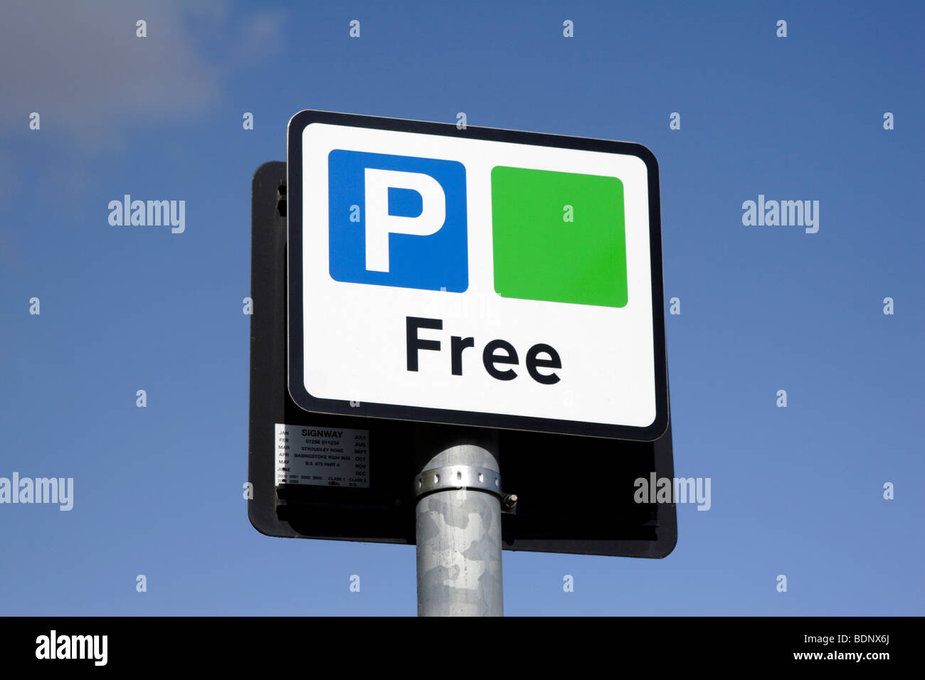 Free car parking sign in Central Milton Keynes , England , UK Stock