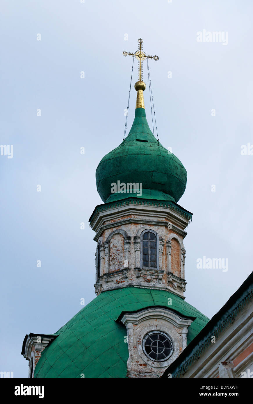 Russian orthodox church dome with golden cross above Stock Photo - Alamy