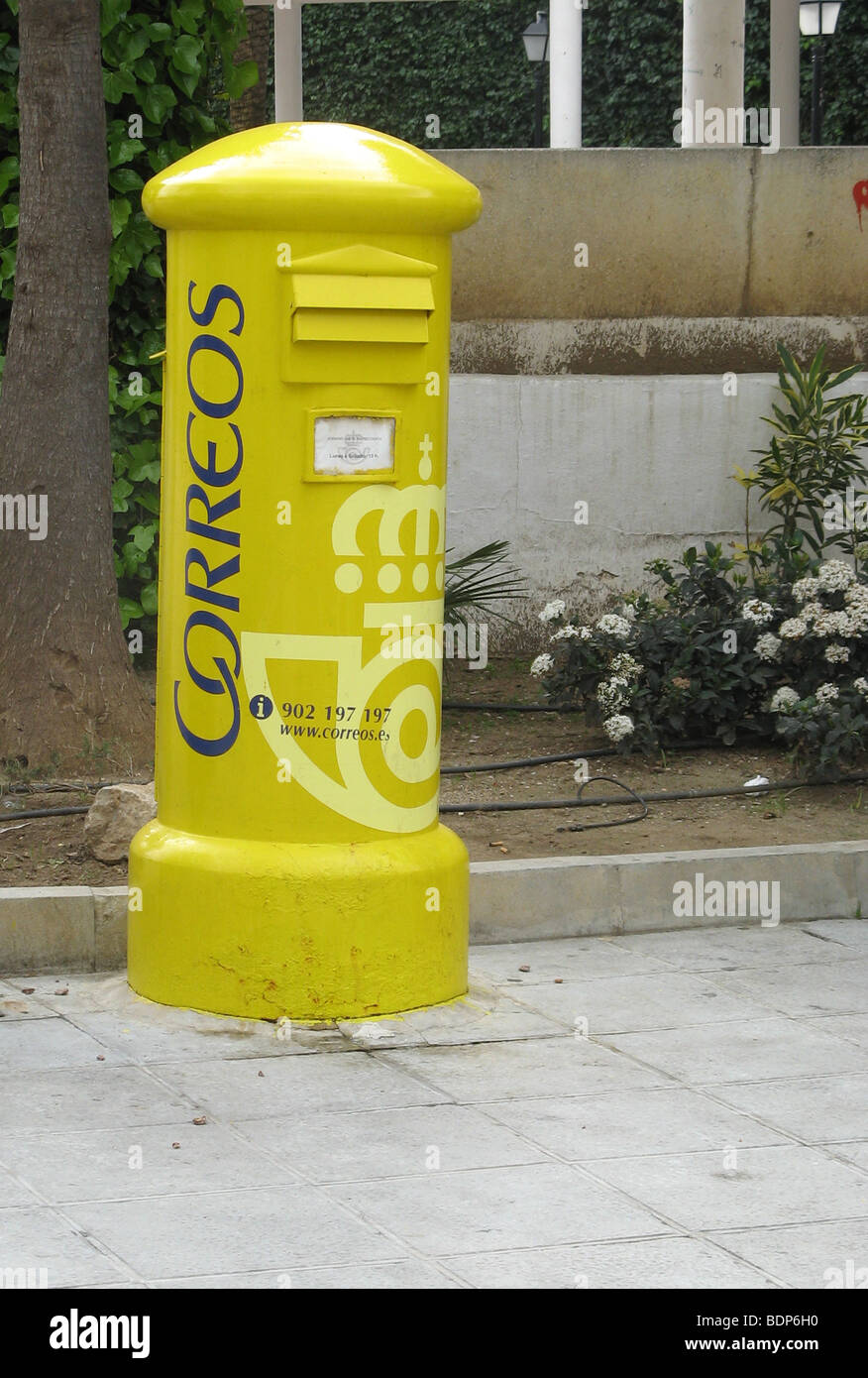 Spanish letter box hires stock photography and images Alamy