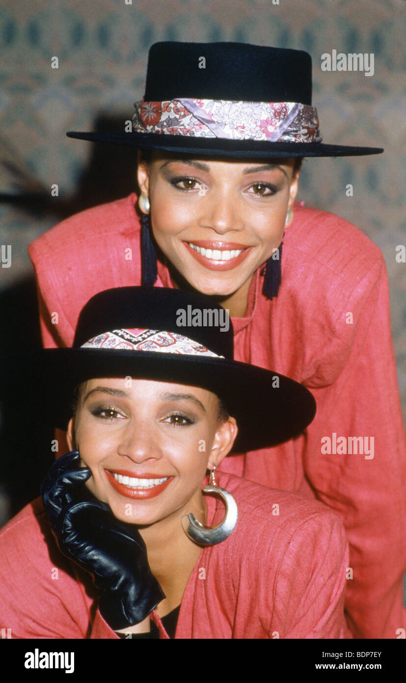 80s pop duo hi-res stock photography and images - Alamy