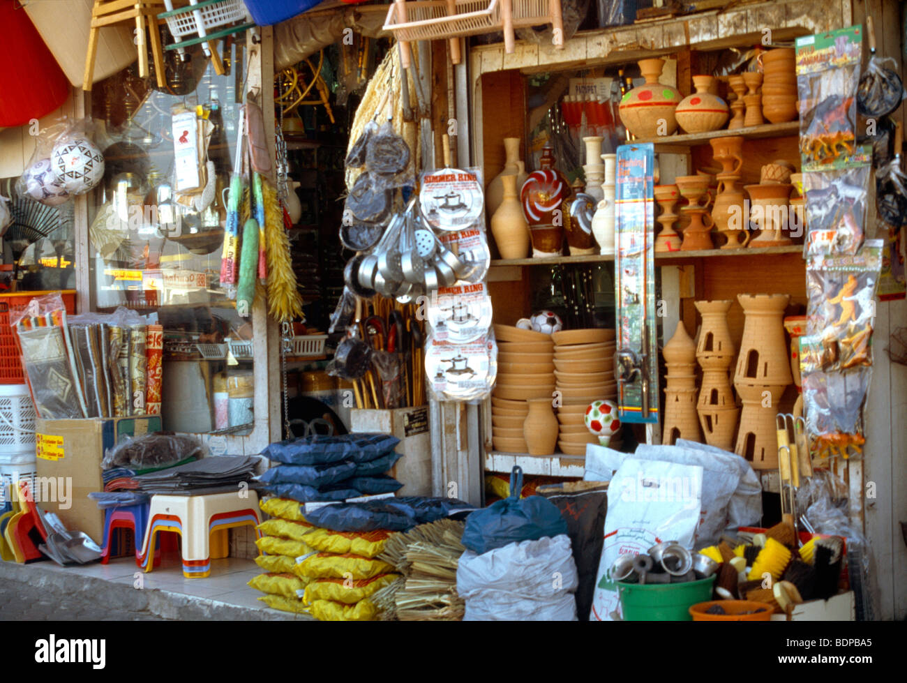 Hardware Shop High Resolution Stock Photography and Images Alamy
