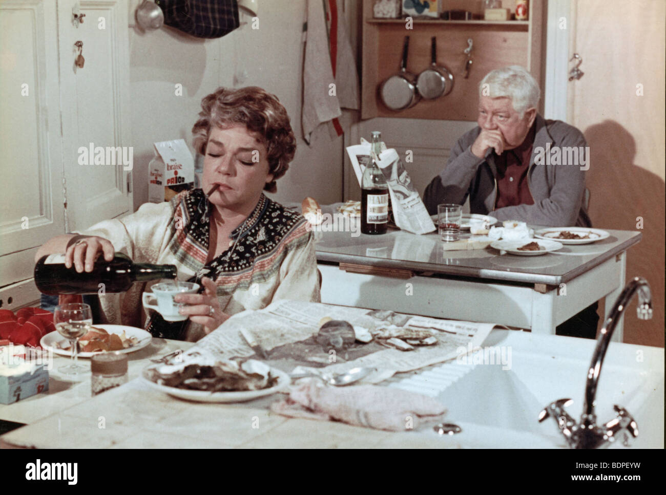 Le chat Year: 1971 Director: Pierre Granier-Deferre Simone Signoret, Jean Gabin Stock Photo