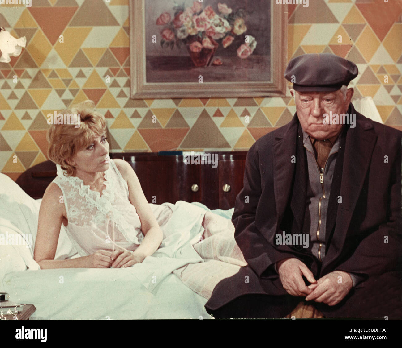 Le chat Year: 1971 Director: Pierre Granier-Deferre Annie Cordy, Jean Gabin Stock Photo