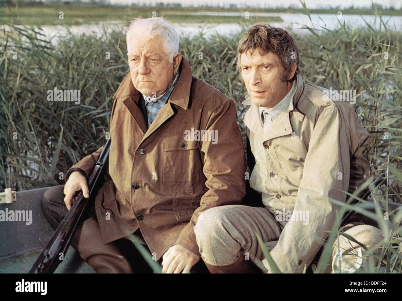 La Horse Year: 1970 Director: Pierre Granier-Deferre Jean Gabin, Michel Barbey Stock Photo