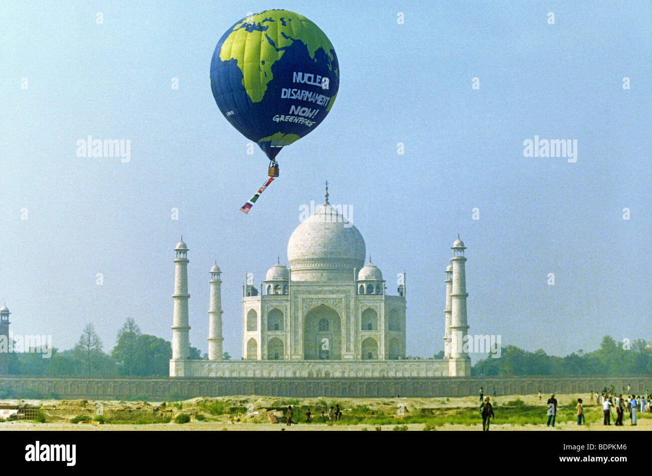 A Greenpeace balloon with the slogan Nuclear Disarmament Now! floats above the famous Taj Mahal in India in a protest against nu Stock Photo