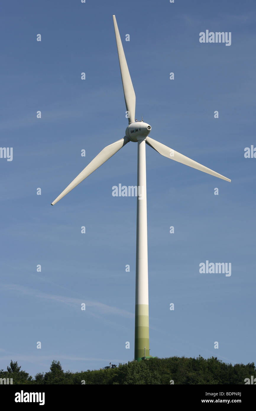 A Wind Turbine against a blue sky Stock Photo - Alamy