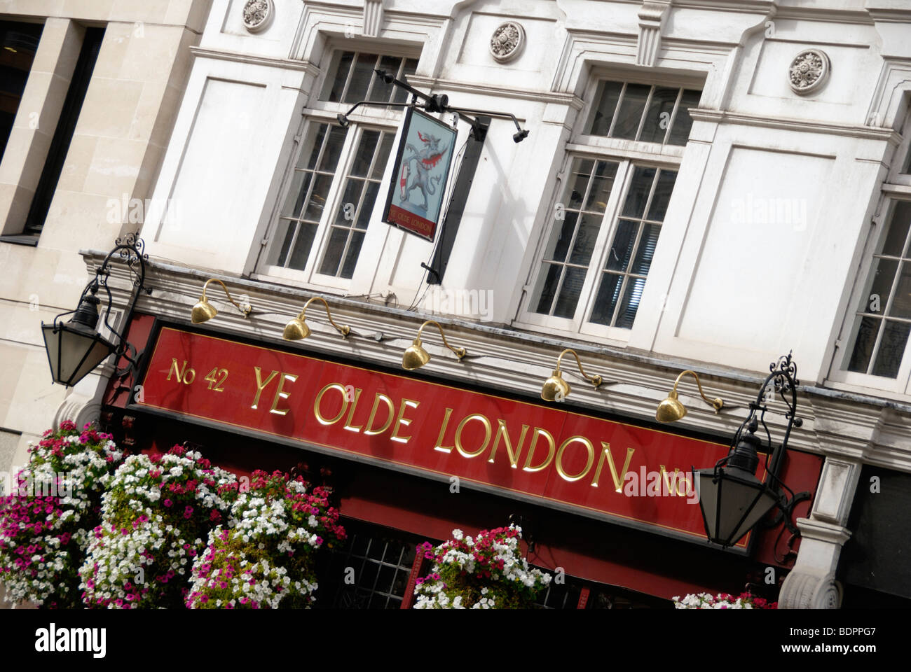 Ye Olde London pub at No. 42 Ludgate Hill, London, England, UK Stock Photo