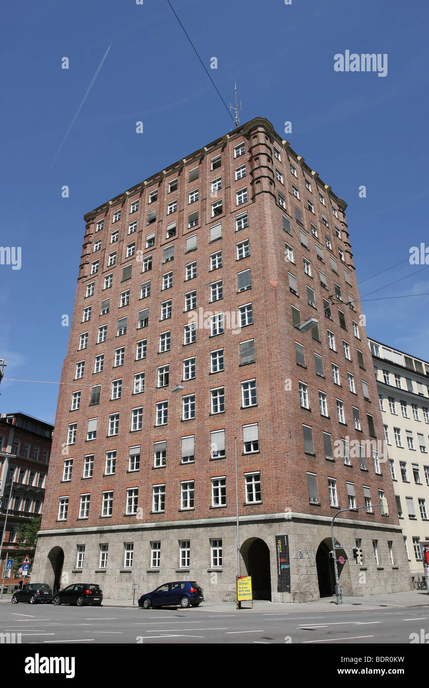 Apartment block in Munich, Bavaria, Germany Stock Photo Alamy
