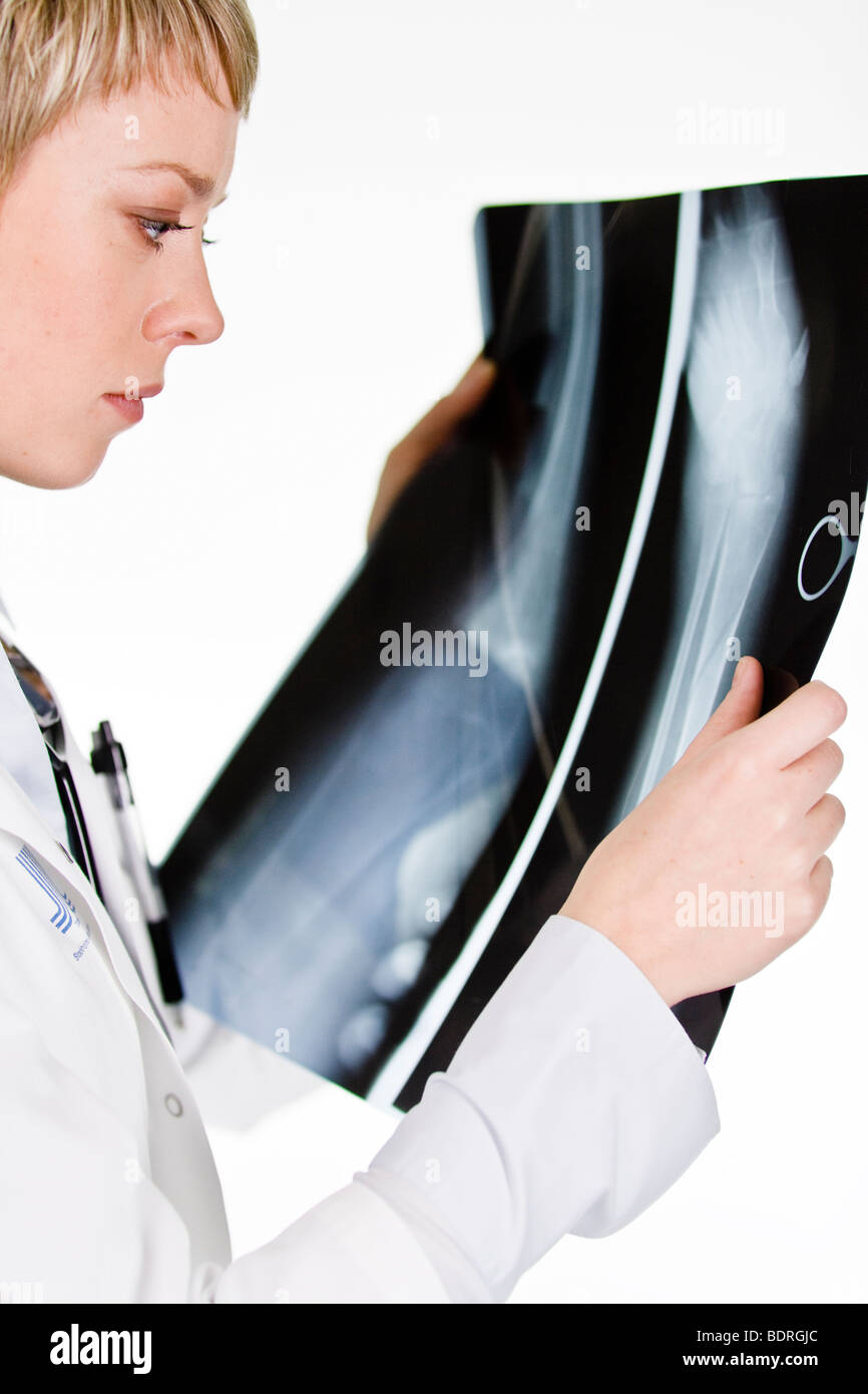 Female doctor examines ray hi-res stock photography and images - Alamy