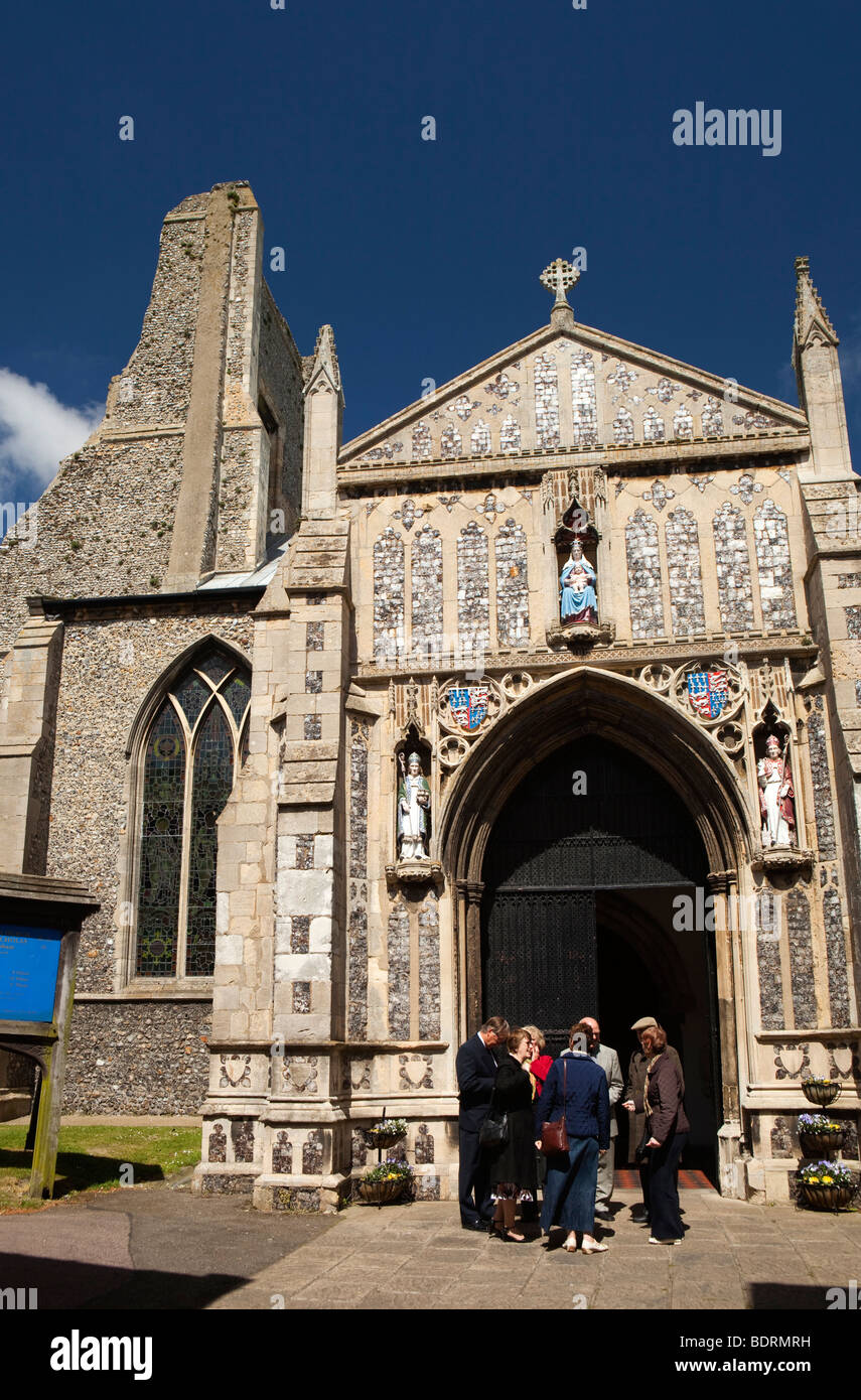 UK, England, Norfolk, North Walsham, St Nicholas Parish Church entrance