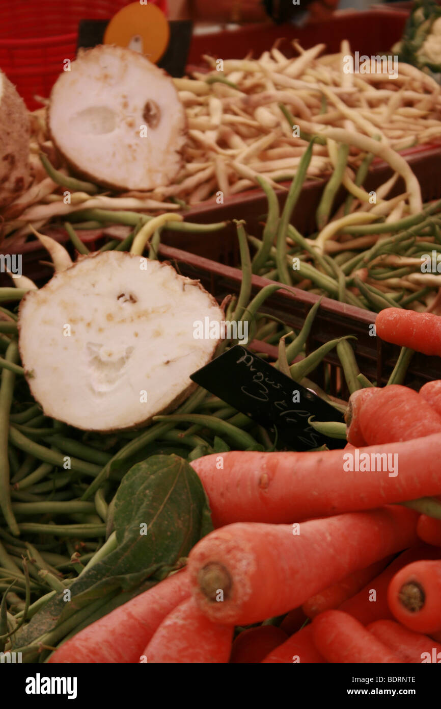 Vegetables sold at the weekly market in Lectoure, Gers Stock Photo