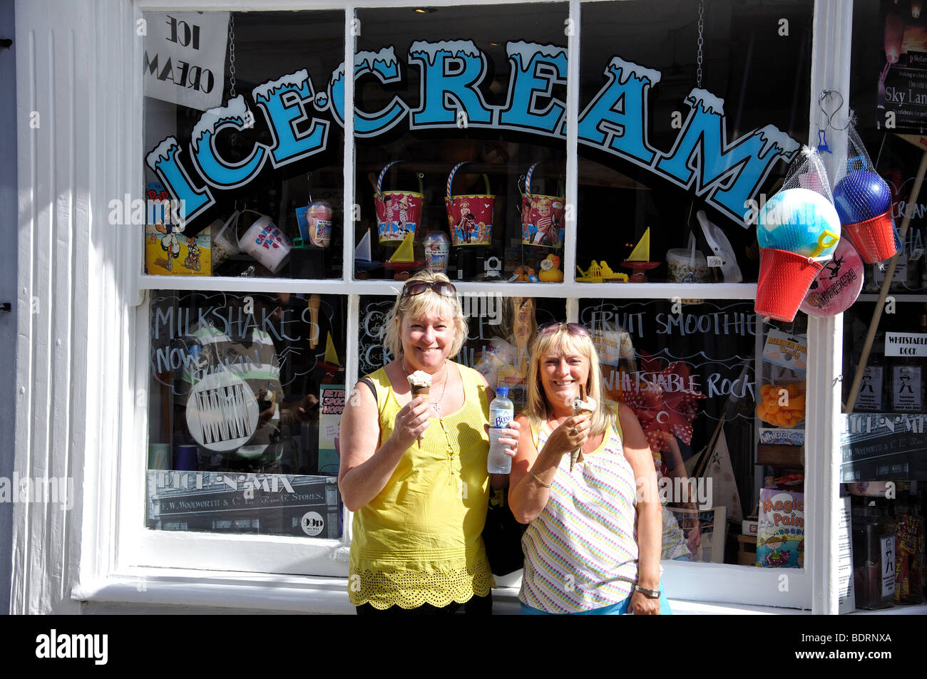 Ice cream shopfront hires stock photography and images Alamy