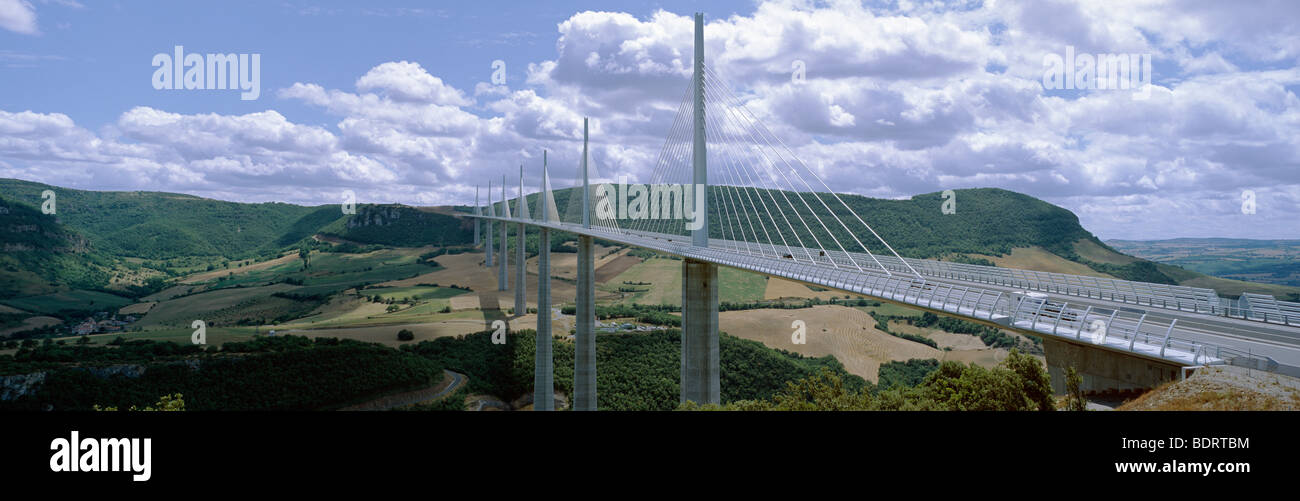 6x17cm France viaduc viaduct Millau on speedway A75 Stock Photo
