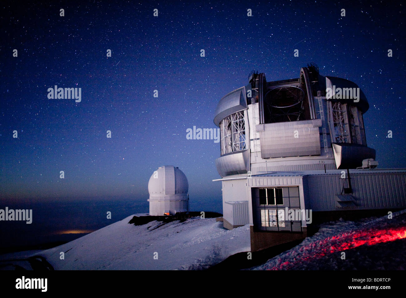 The Gemini northern 8meter telescope and CanadaFranceHawaii