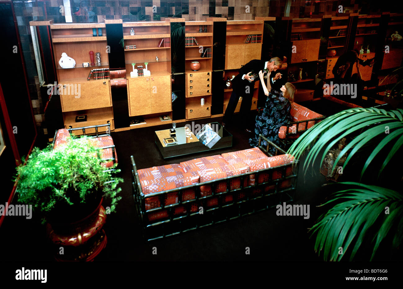 Sitting room 1970s hi-res stock photography and images - Alamy
