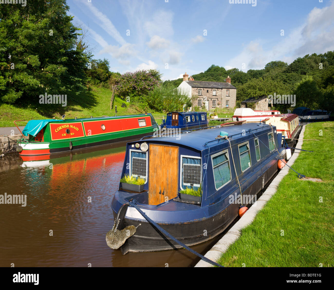 Narrowboats on the Monmouthshire and Brecon Canal at Llangattock, Brecon Beacons National Park, Powys, Wales, UK Stock Photo