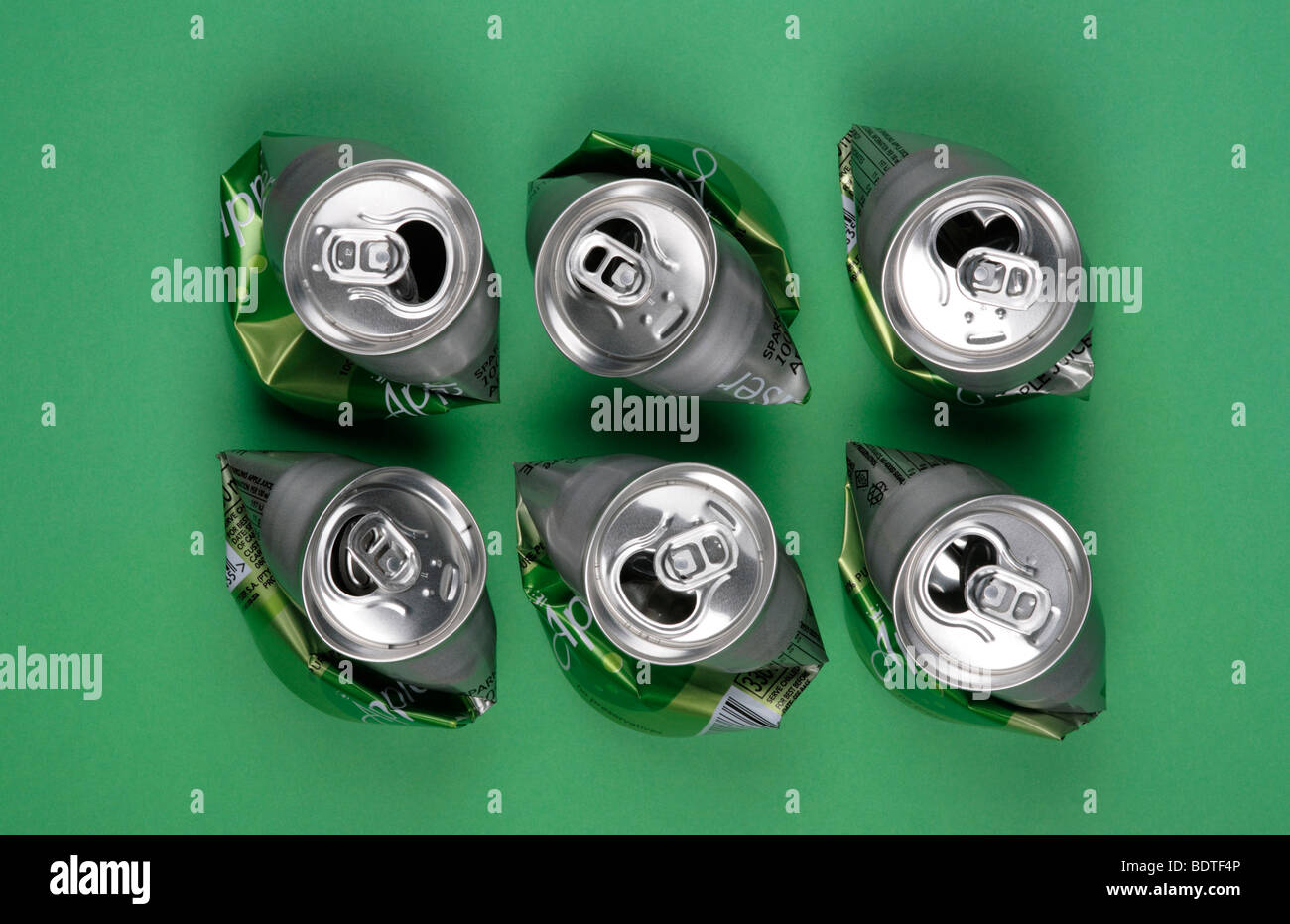Recycle pop cans hires stock photography and images Alamy