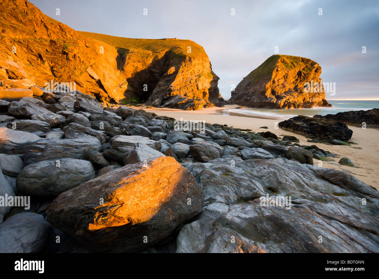 Golden steps hi-res stock photography and images - Alamy