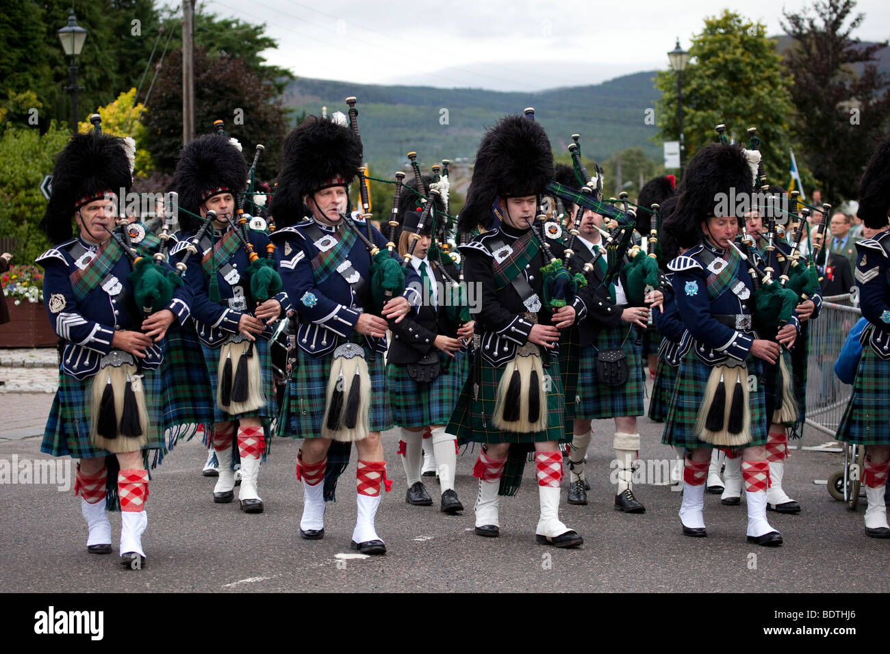 Royal Highland Gathering, Scottish marching pipe band, Games pipers