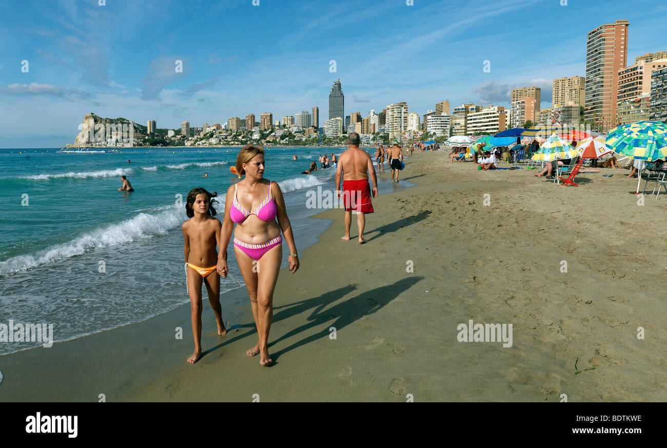 Holidaymakers/Tourist / Tourists pictured at the beach of Benidorm, Costa Blanca, region Valencia in Spain September 07, 2008. Stock Photo