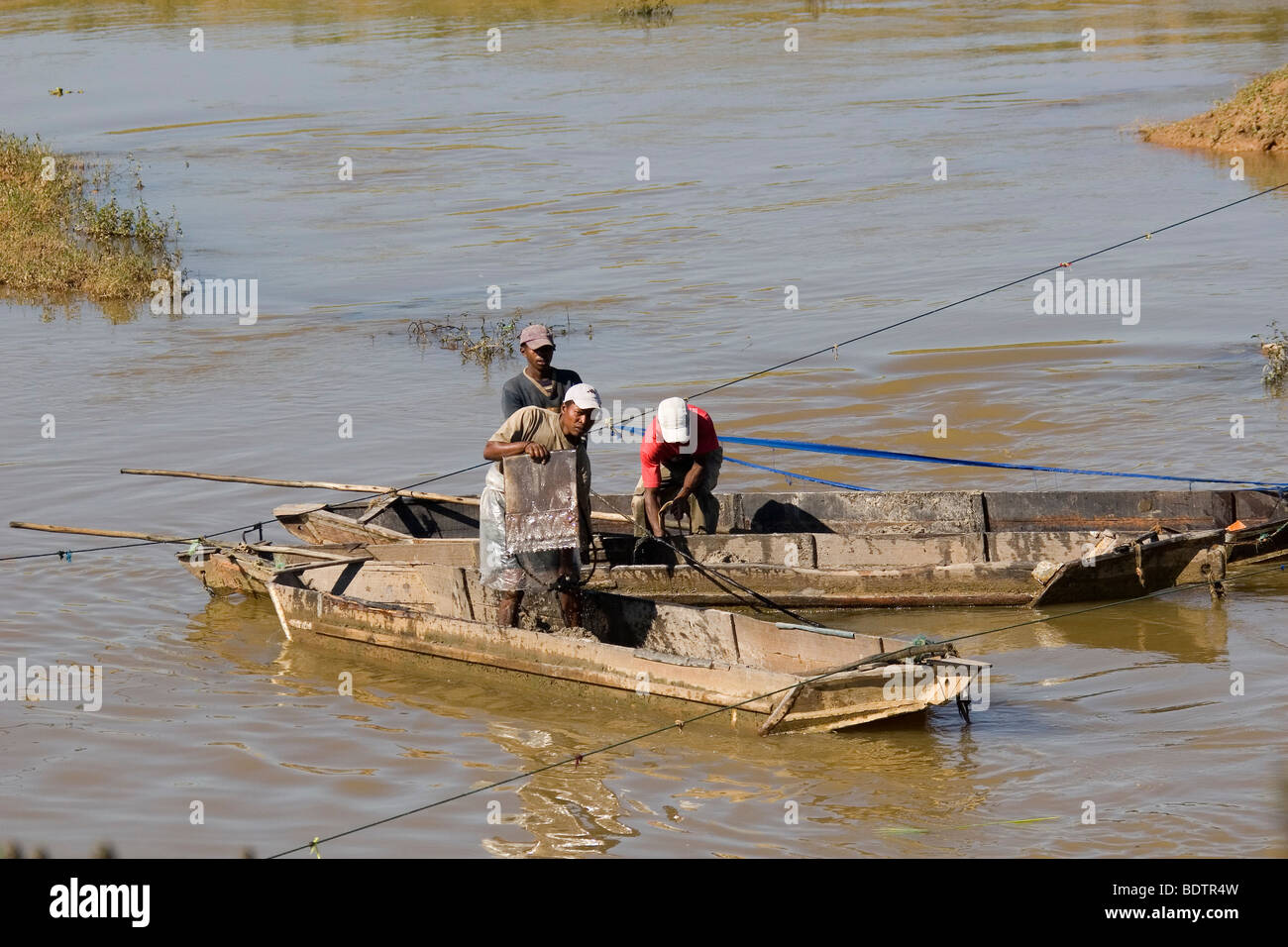 Madagaskar river hi-res stock photography and images - Alamy