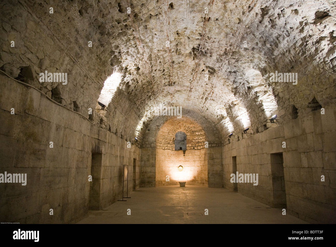 in den katakomben des komplett erhaltenen diokletianspalast, the catacombs of the diocletians palace, split, kroatien, croatia, Stock Photo