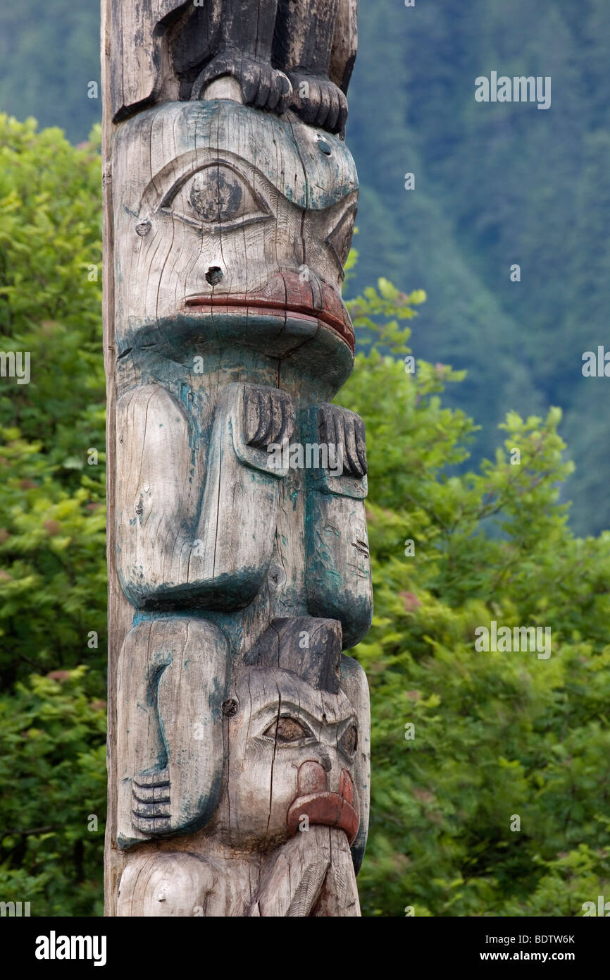 Wappenpfahl - (Totempfahl) / Totem pol / Tlingit-Indianer - (Juneau) Stock Photo