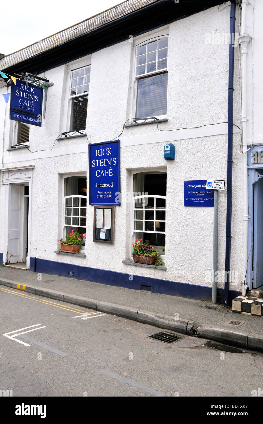 Padstow cafe cornwall hires stock photography and images Alamy