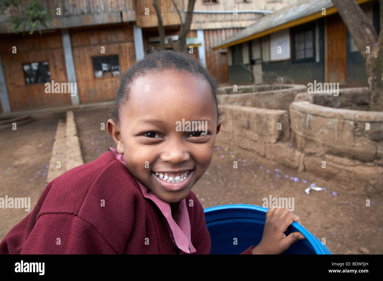 KENYA School girl of Christ the King Catholic school, Kibera, a slum of Nairobi. Photo by Sean Sprague 2007 Stock Photo