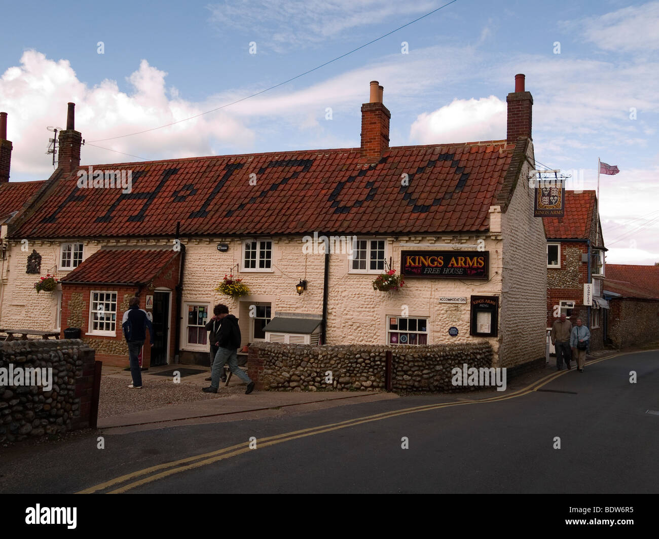 Kings Arms Public House Blakeney Norfolk with roof tiles showing 'FH' (Free House) and date of 1760 Stock Photo