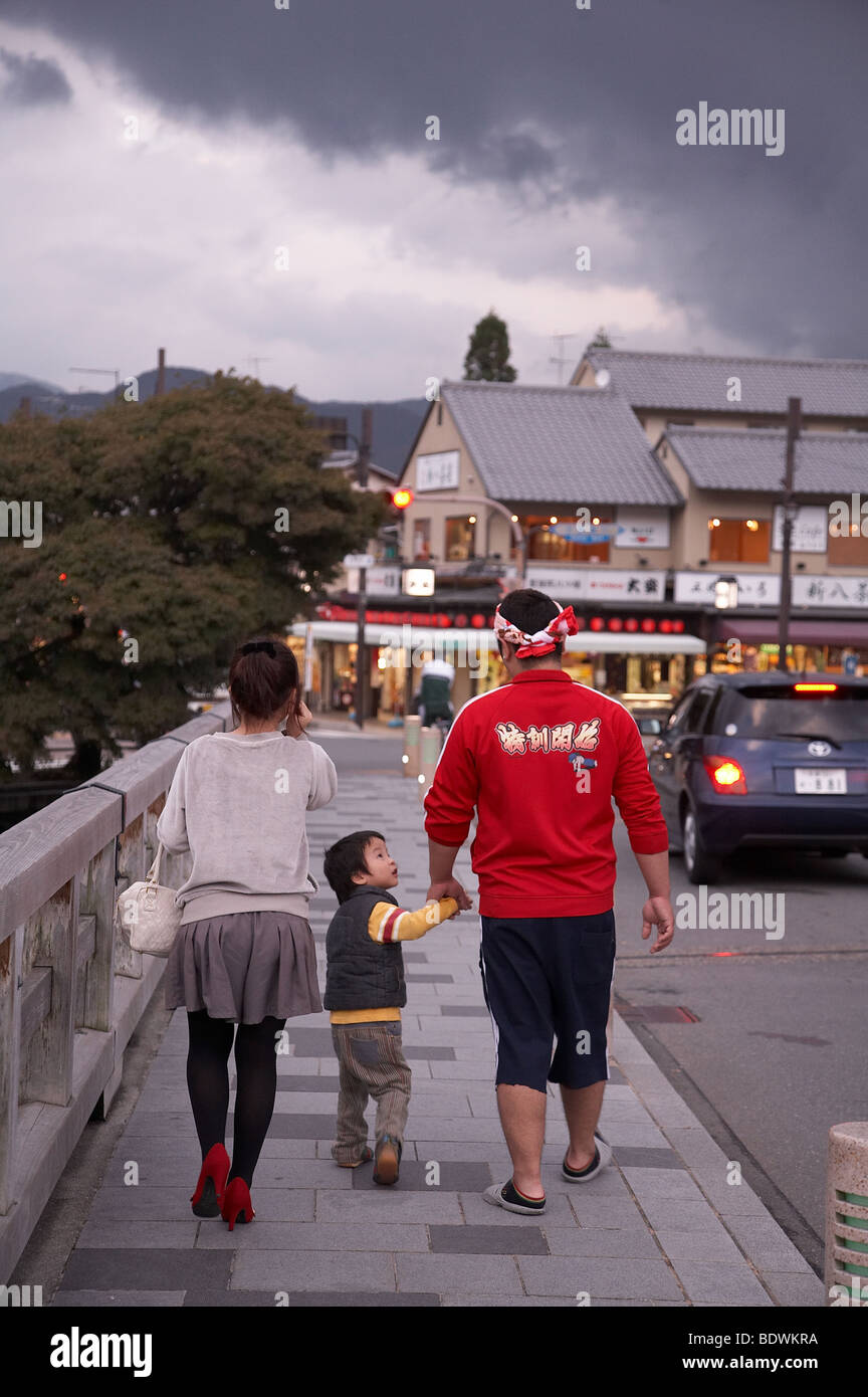 JAPAN Togetsu-Ko bridge, Arashiyama, near Kyoto. photo by Sean Spraqgue 2008 Stock Photo