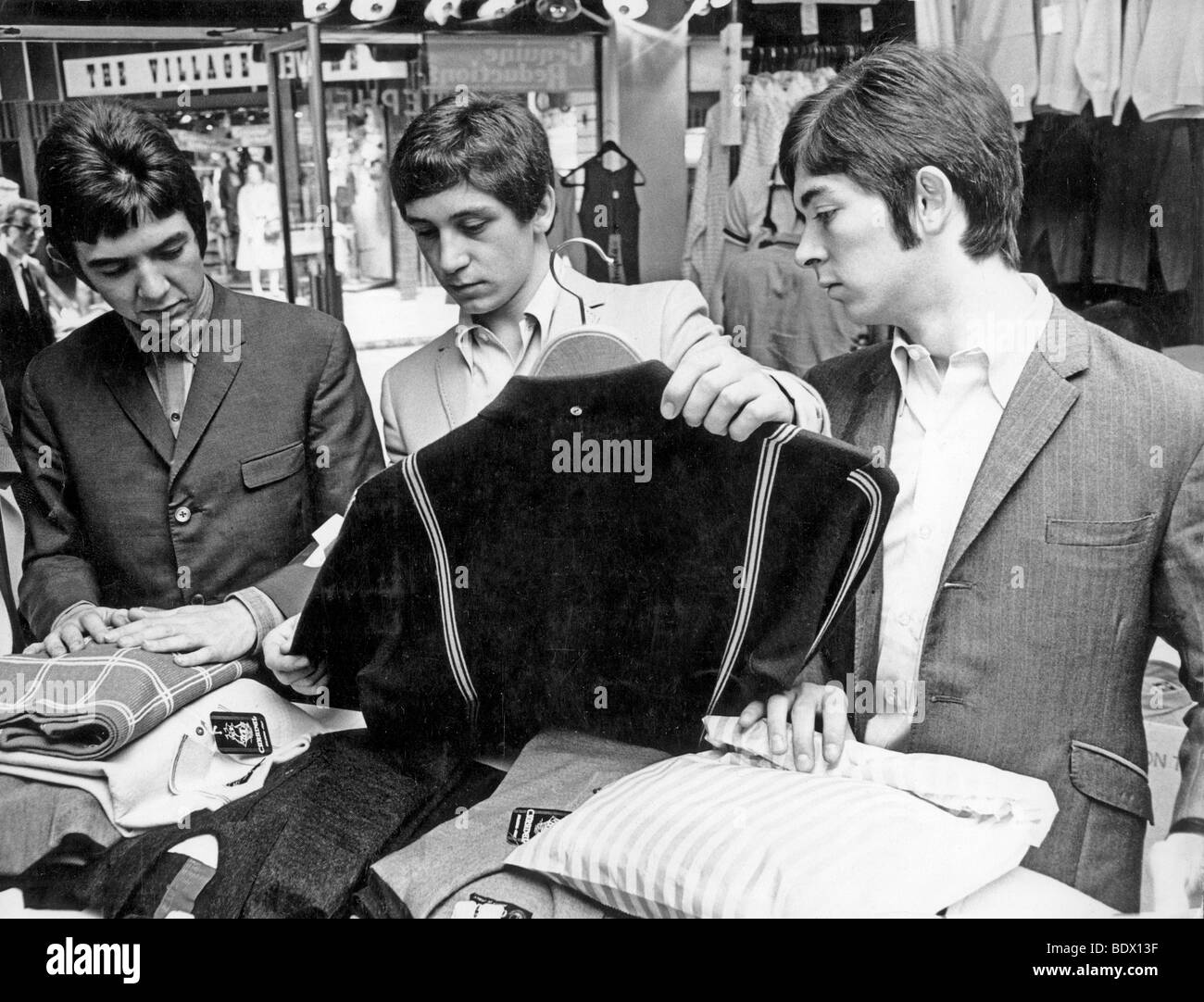 SMALL FACES - at Lord John's Carnaby Street boutique in1966. From l: Ronnie Lane, Kenny Jones and Ian McLagan - photo Tony  Gale Stock Photo