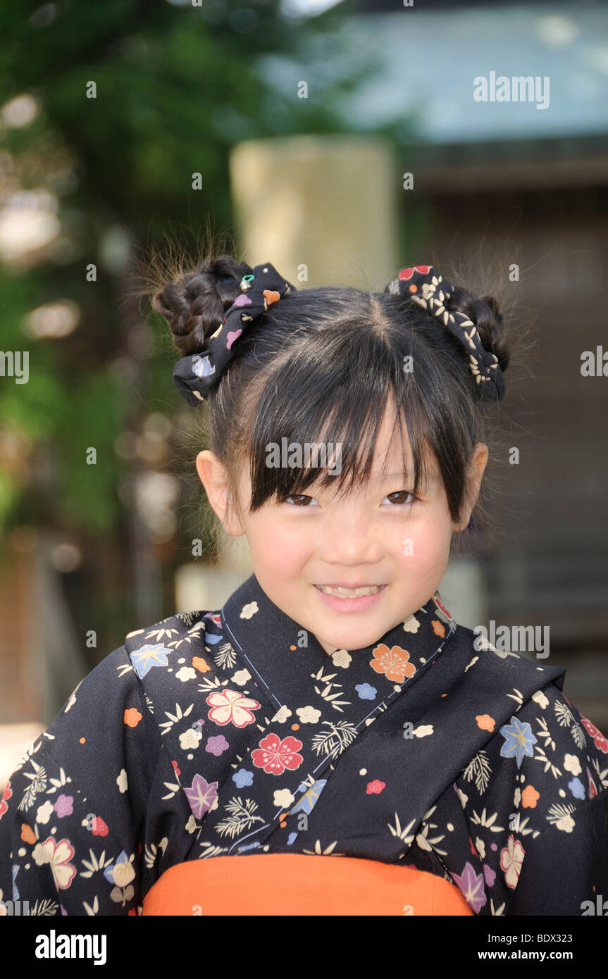 Girl wearing a kimono during the Cherry Blossom Festival in Sasayama