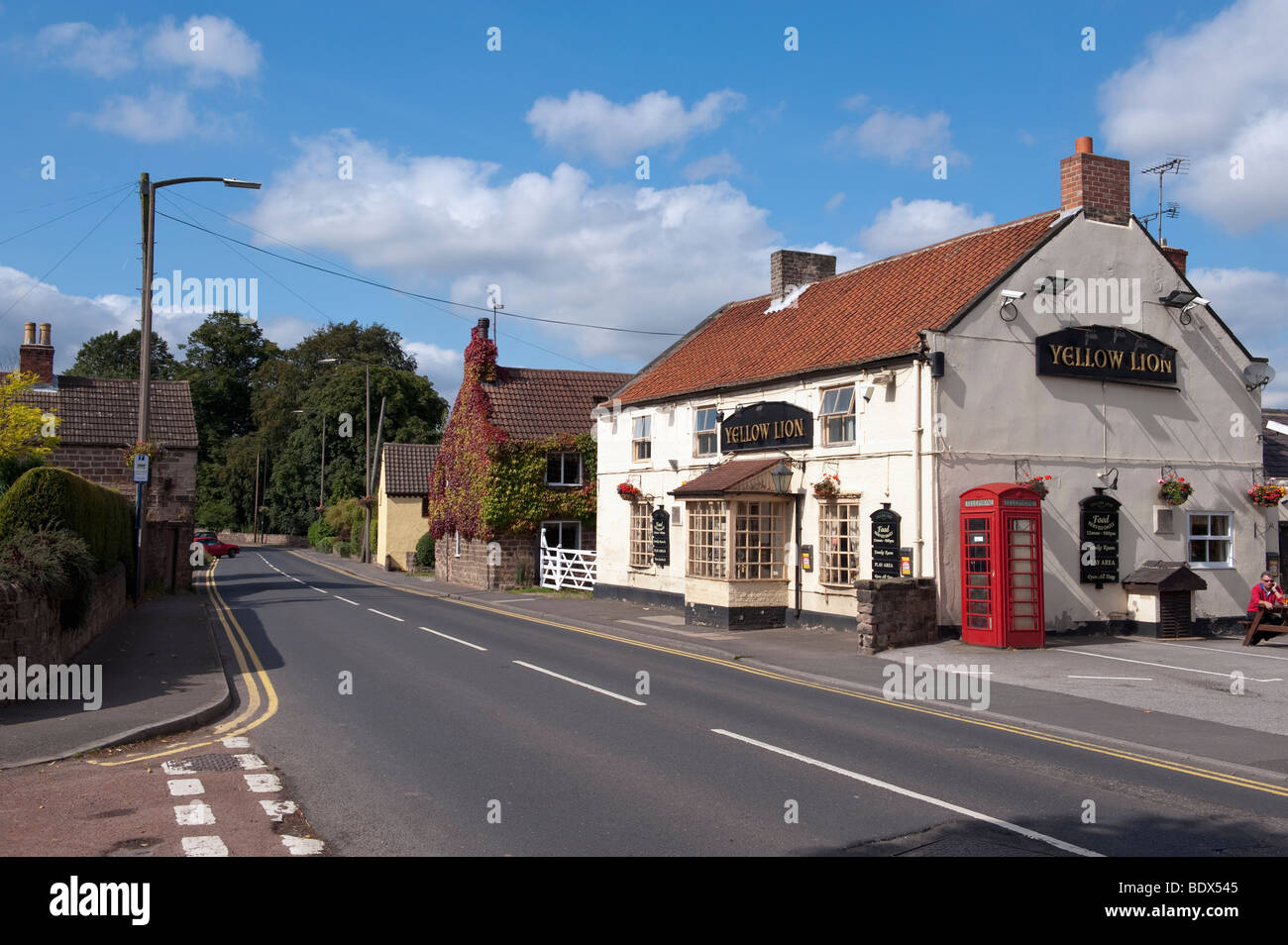 "Yellow Lion" public house on "Worksop Road" at Aston in Sheffield