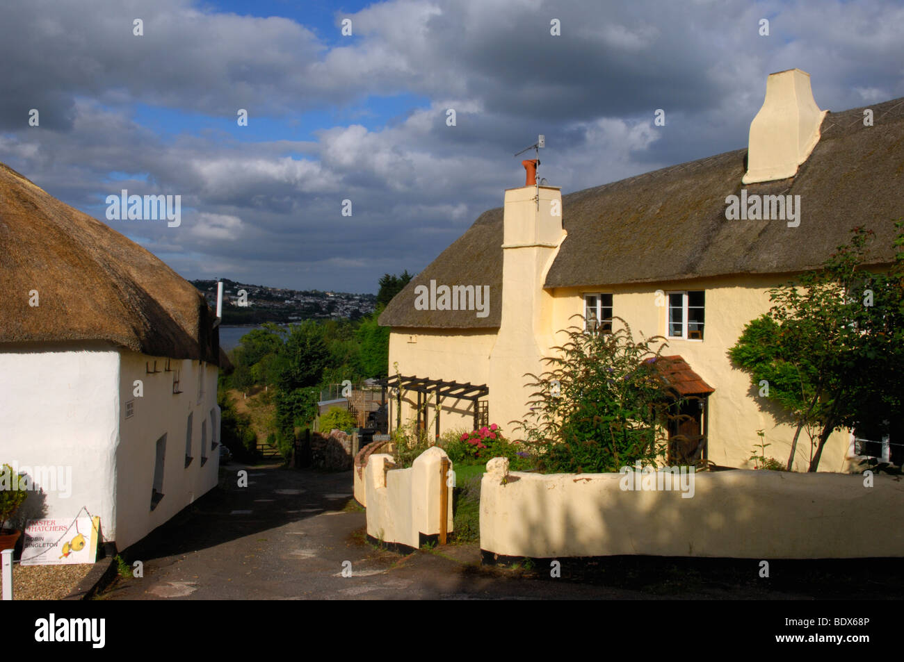 Thatched Cottages Devon Stock Photos Thatched Cottages Devon