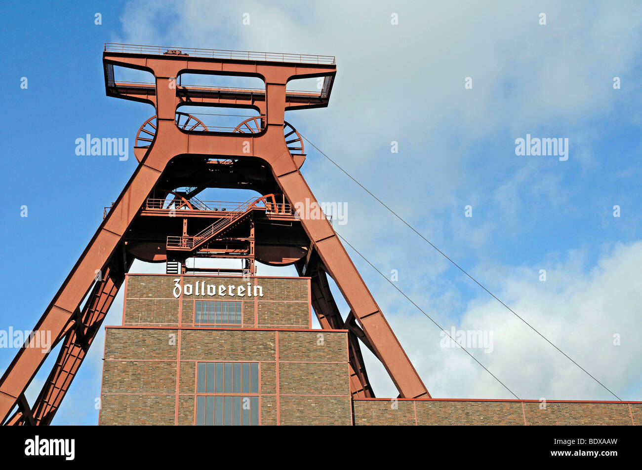 Zeche Zollverein: An Industrial Monument Transformed into a Cultural Gem