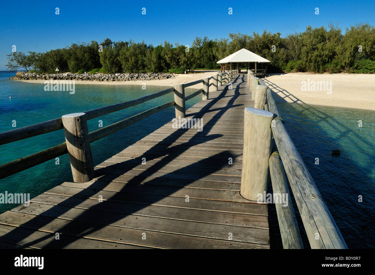 Boat jetty on Heron Island, Capricornia Cays National Park, Great Barrier Reef, Queensland, Australia Stock Photo