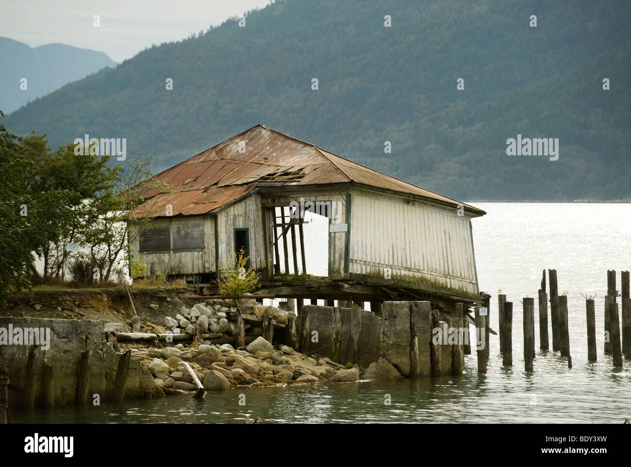 Derelict boat house. Britannia Beach, near Squamish BC, Canada Stock