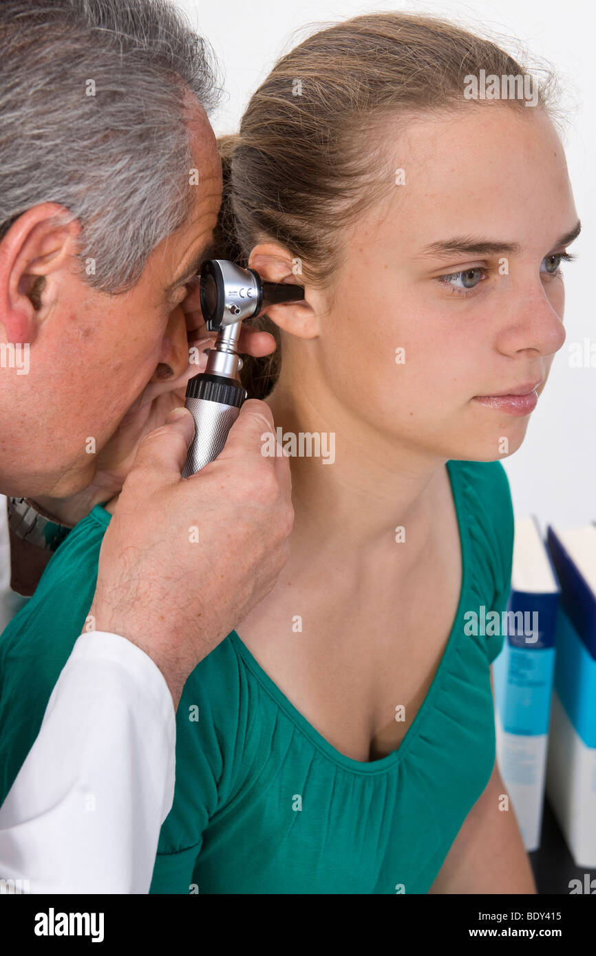 Patients ears hires stock photography and images Alamy