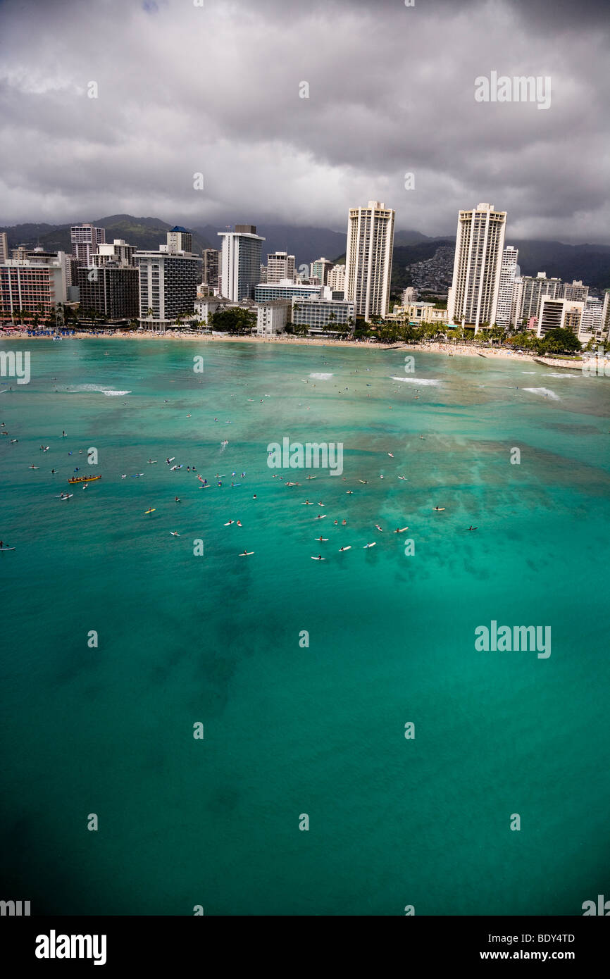 Aerial surfers hi-res stock photography and images - Alamy