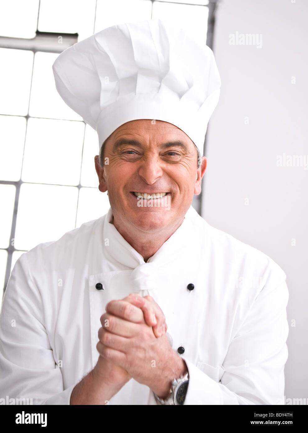 Chefs wearing hats hires stock photography and images Alamy