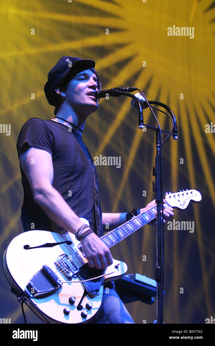 Courtney Taylor Taylor Hi Res Stock Photography And Images Alamy