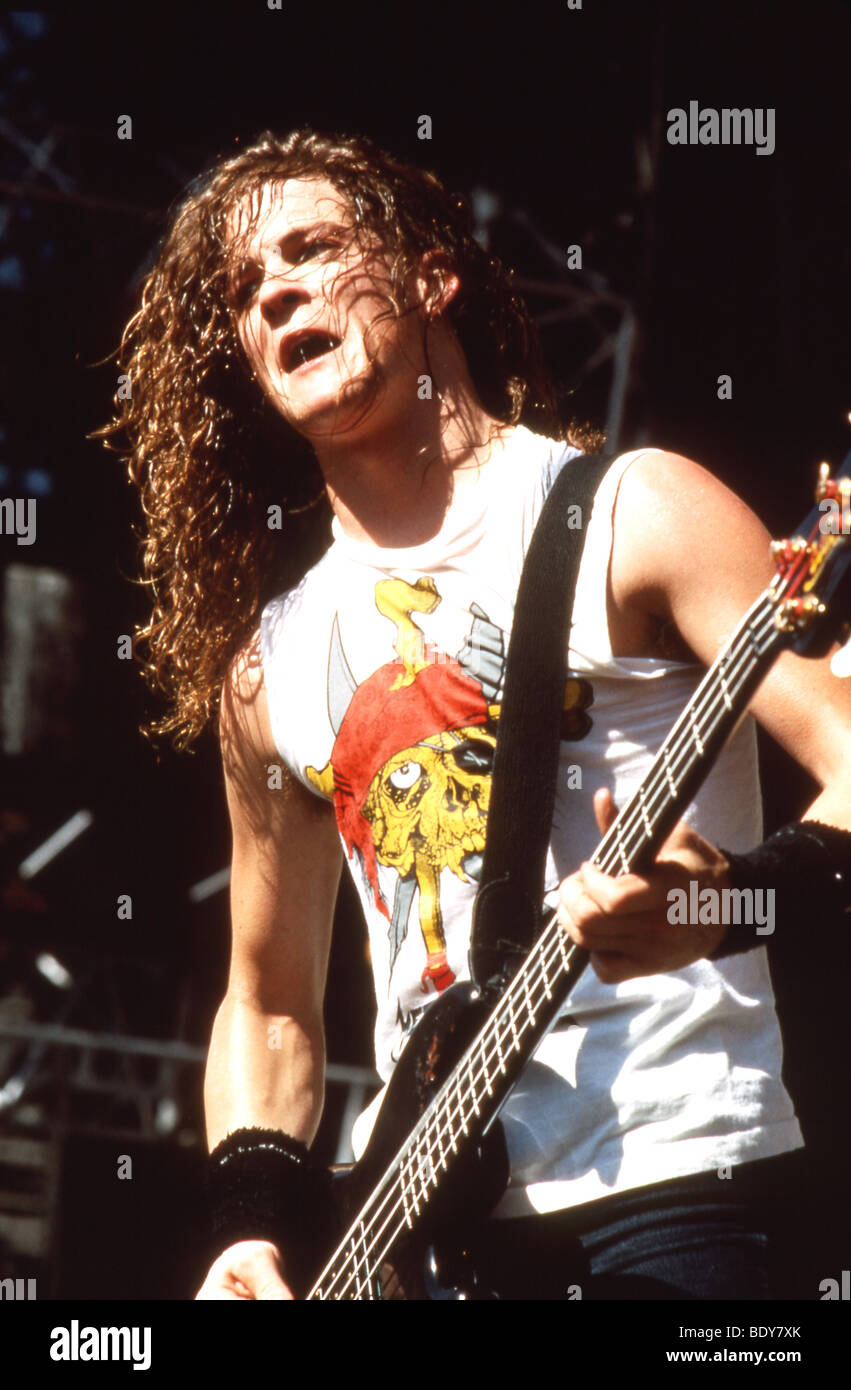 Cliff burton hi-res stock photography and images - Alamy