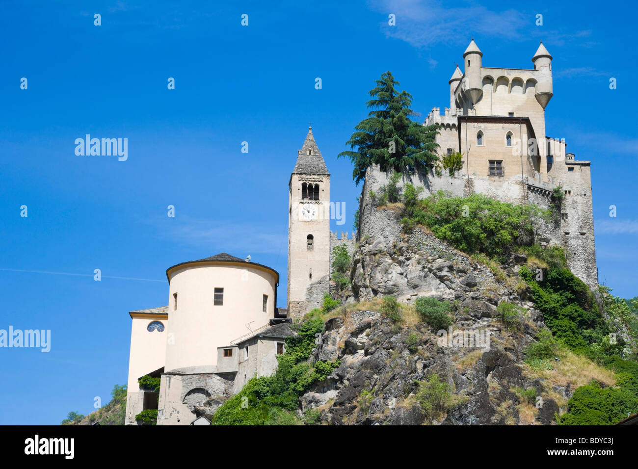 Hotel Residence Chateau, Burg Saint Pierre, Castello di Saint Pierre, Saint Pierre, Aosta Valley, Valle d'Aosta, Alps, Italy, E Stock Photo