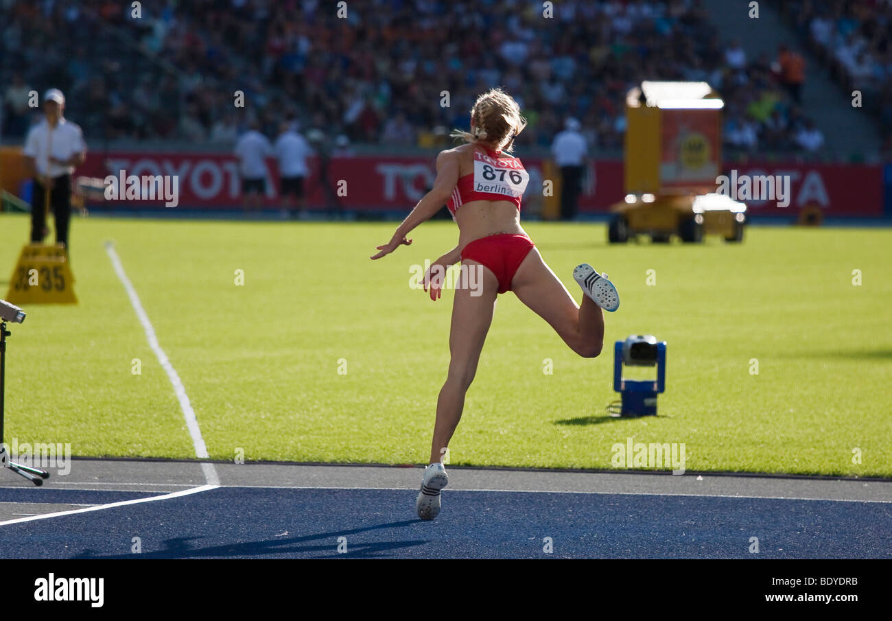 Swiss heptathlon athlete Linda Zueblin throwing her javelin for a record of 53.01 meters at the Athletics World Championships Stock Photo