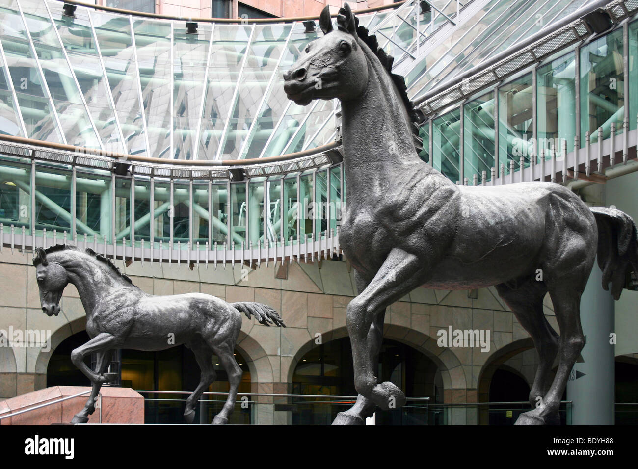 Statues of two magnificent horses at Minster Court London Stock Photo