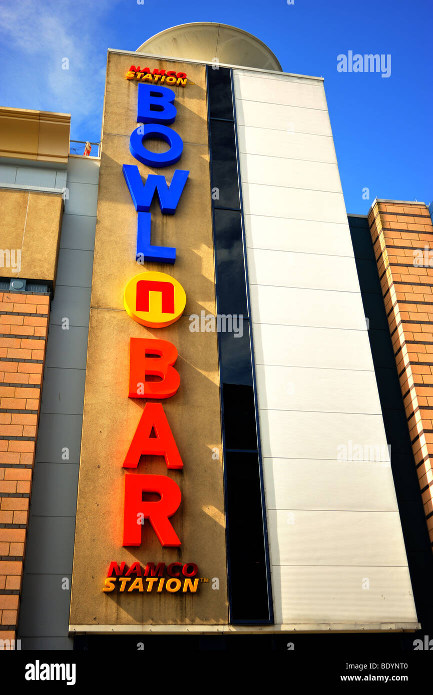 Bowling Ally & Bar in Luton Stock Photo Alamy